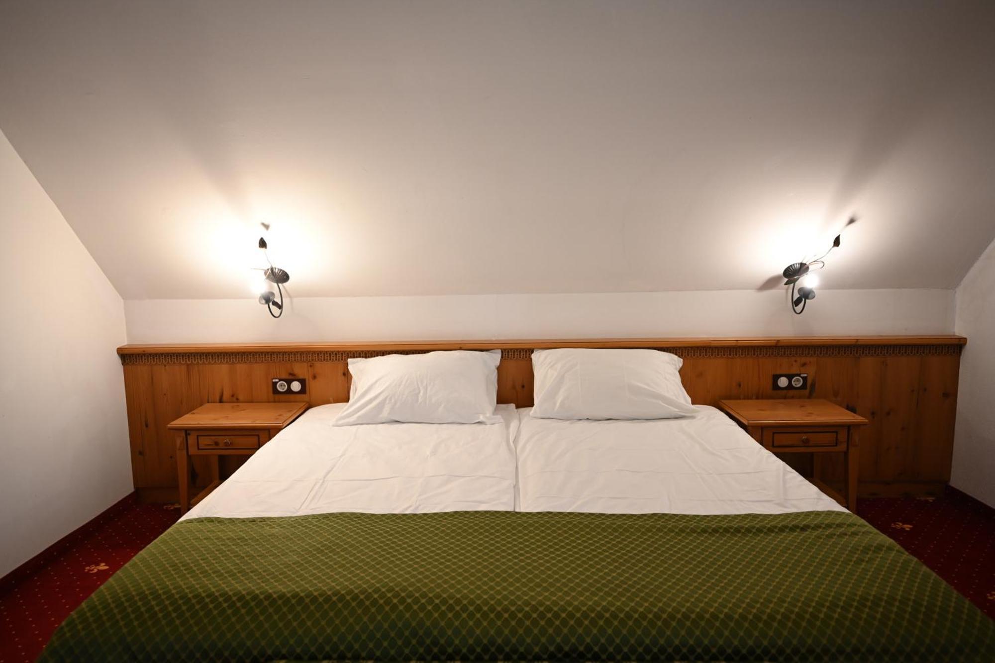 Mercure Sighisoara Binderbubi Hotel&Spa Exterior foto